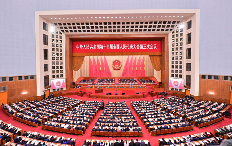 习近平参加十四届全国人大三次会议举行第二次全体会...